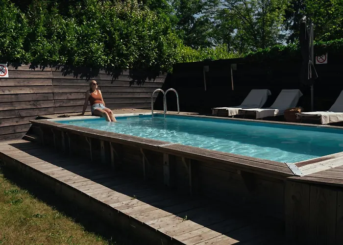 Luxe Nova Met Zwembad *