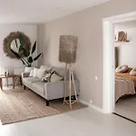 Luxe Nova Met Zwembad * Ouddorp