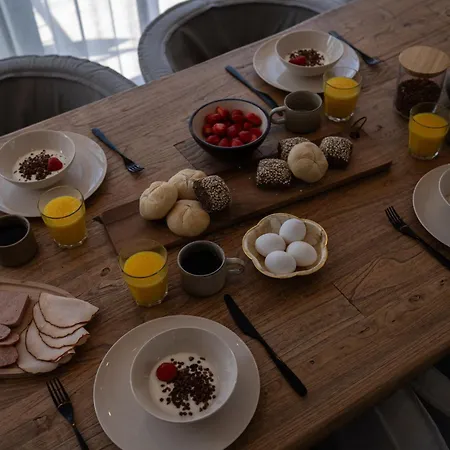 Luxe Nova Met Zwembad Ferienhaus *